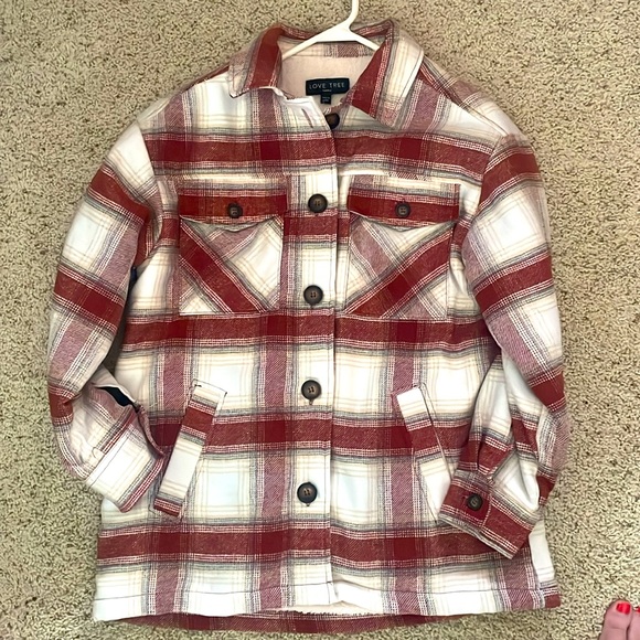 Super cute New Love Tree Plaid Shacket-S/M - Picture 2 of 10